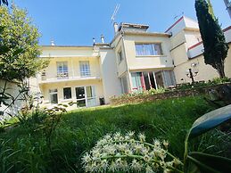 Reims Sherpa Guest House