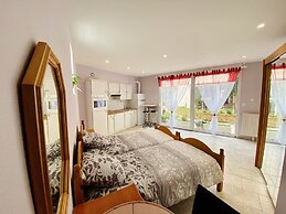 Reims Sherpa Guest House