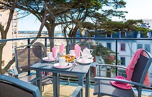 Apartment in La Baule by the Beach