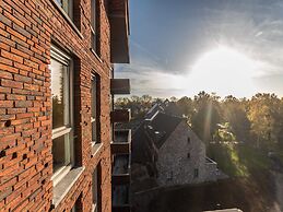 Luxurious, Spacious Suite Near Maastricht