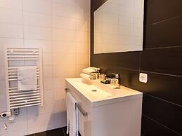Luxurious, Spacious Suite Near Maastricht