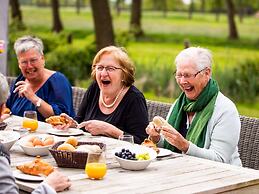 Beautiful House With a Fireplace