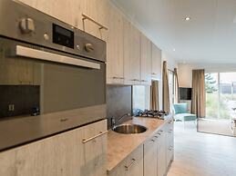 Modern Chalet With Dishwasher, Near the Beach