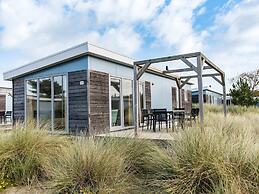 Modern Chalet With Dishwasher, Near the Beach