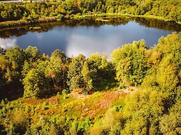 Detached Villa With Washing Machine, Around a Lake Area