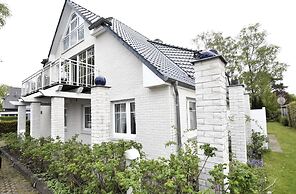 Geraeumige Wohnung mit Garten in Zingst