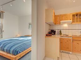 Geraeumige Wohnung mit Garten in Zingst