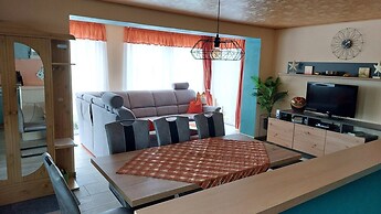 Apartment in Lichtenhain for Ten Person