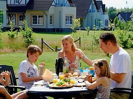 Restyled Villa with Washing Machine near River Moselle