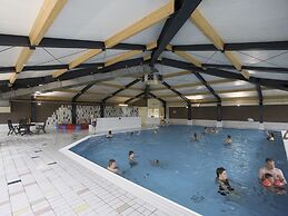 Restyled Villa with Washing Machine near River Moselle