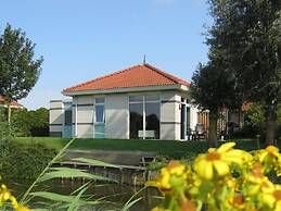 Detached House With Sauna and Whirlpool From Hoorn