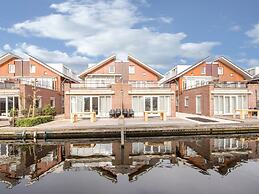 Nice Apartment with Dishwasher near Amsterdam