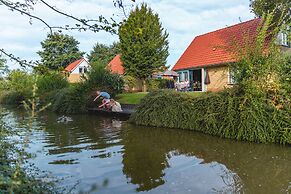 Detached Holiday Home With Garden Near Hoorn