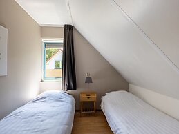 Detached Holiday Home With Garden Near Hoorn