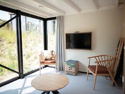 Spacious Lodge Near Zandvoort & the Sea