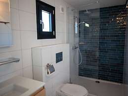 Spacious Lodge Near Zandvoort & the Sea