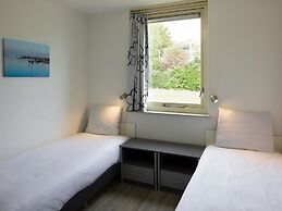 Holiday Home With Microwave, in a Holiday Park, Beach Within Walking D