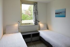 Holiday Home With Microwave, in a Holiday Park, Beach Within Walking D