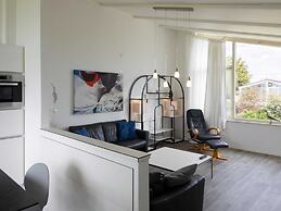 Holiday Home With Microwave, in a Holiday Park, Beach Within Walking D