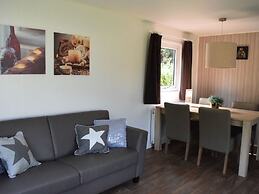 Comfortable Chalet With Sauna Near the Veluwe