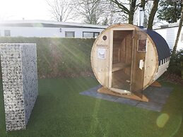 Comfortable Chalet With Sauna Near the Veluwe