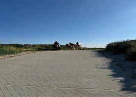 Luxury Villa, 2 Baths, nr Beach