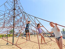 Family Friendly Villa near Center of Kortgene