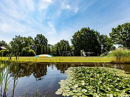 Beautiful Holiday Home With Whirlpool