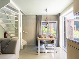 Luxurious Lodge With two Bathrooms, Only 200m From the Beach