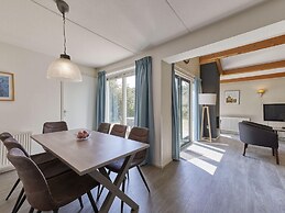 Comfortable Holiday Home With two Bathrooms, Near the Beach