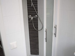 Comfortable Chalet With Veranda Near Veluwe