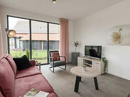 Modern Watervilla With Three Bathrooms, at the Frisian Lakes