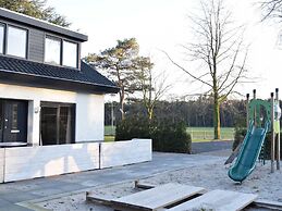 Beautiful Villa Near the Veluwe