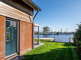 Modern Holiday Home With a Terrace by Water