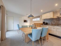 Modern Chalet With Dishwasher Near the Beach