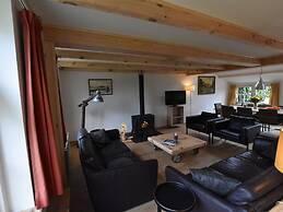 Spacious Apartment in Nieuwvliet near Sea