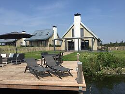 Wellness Lodge With a Sunshower