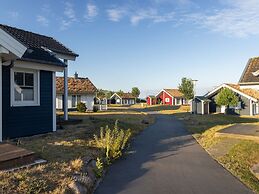 Modern Holiday Home on the Baltic Sea