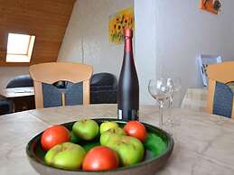 Spacious Farmhouse in Friedrichsfeld near Forest