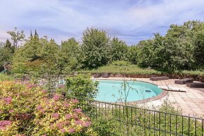 Charming Estate Dordogne With Pool