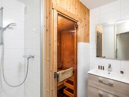 Restyled Bungalow Near Beach