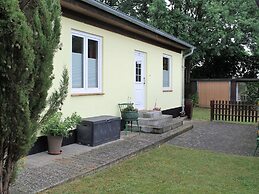 Cozy Holiday Home in Dorf Gutow near Sea
