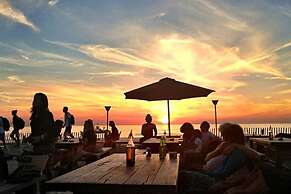 Comfortable Lodge With Dishwasher, in Bloemendaal