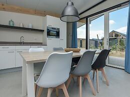 Comfortable Lodge With Dishwasher, in Bloemendaal