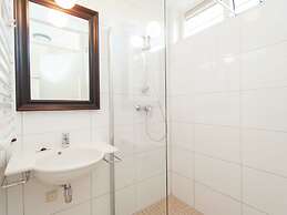 Cozy Bungalow With a Spacious Garden near the Sea