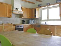 Combined Flat on a Farm in Kellerwald