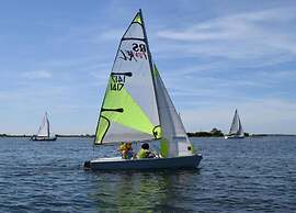 Comfortable Villa With Combi-microwave, Near the Beach