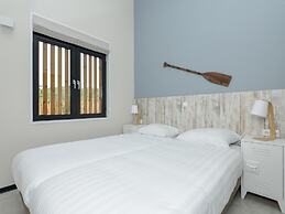 Beautiful Lodge With Nice Terrace, in Bloemendaal