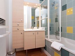 Modern Seafront Flat