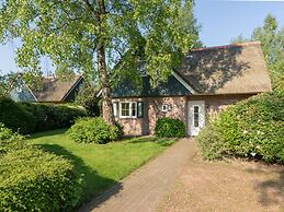 Spacious Thatched Villa With Dishwasher, in a National Park